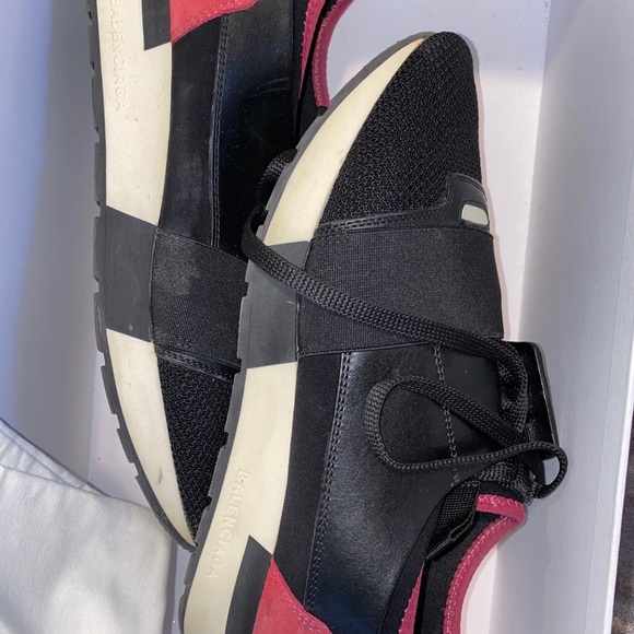 Balenciaga Sneakers - Picture 4 of 8